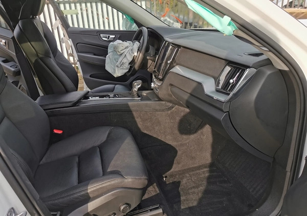 Volvo XC 60 cena 41900 przebieg: 20000, rok produkcji 2019 z Warszawa małe 254